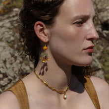 Load image into Gallery viewer, Fish Necklace with Detachable Pearl

